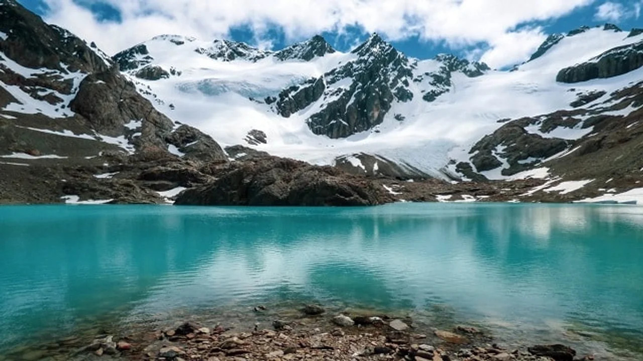 Laguna de los Témpanos y Glaciar Vinciguerra, Tierra del Fuego, Patagonia. Foto NA