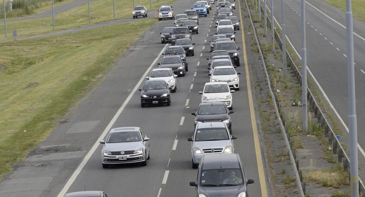 Autos en Ruta 2 