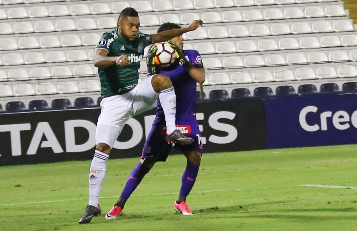 Copa Libertadores - Alianza Lima Vs. Palmeiras - Fútbol internacional - Reuters