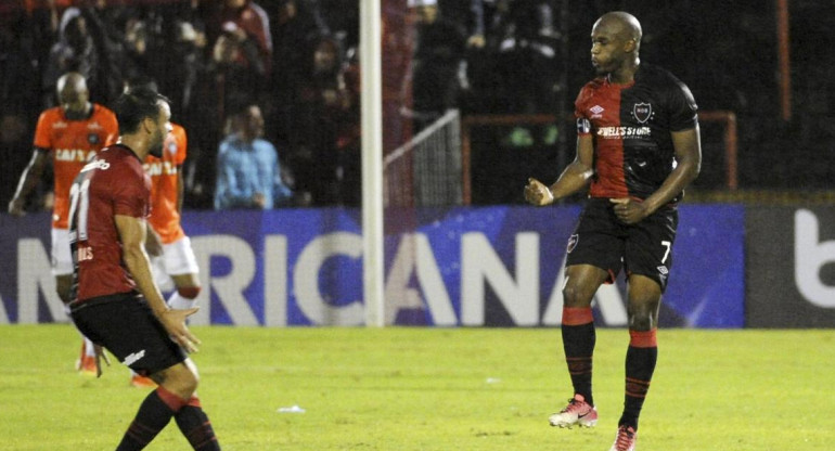 Newells vs. Atlético Paranaense (NA)