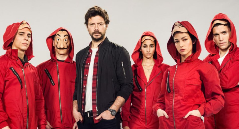 Los personajes de  La casa de papel se convierten en los Simpson