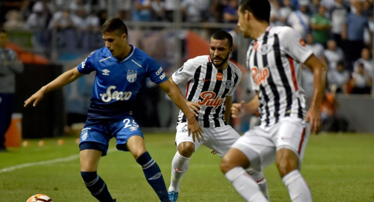 Libertad vs. Atlético Tucumán - Copa Libertadores - Fútbol internacional - NA -