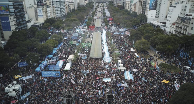 Marcha en el Obelisco - Reclamos - Política