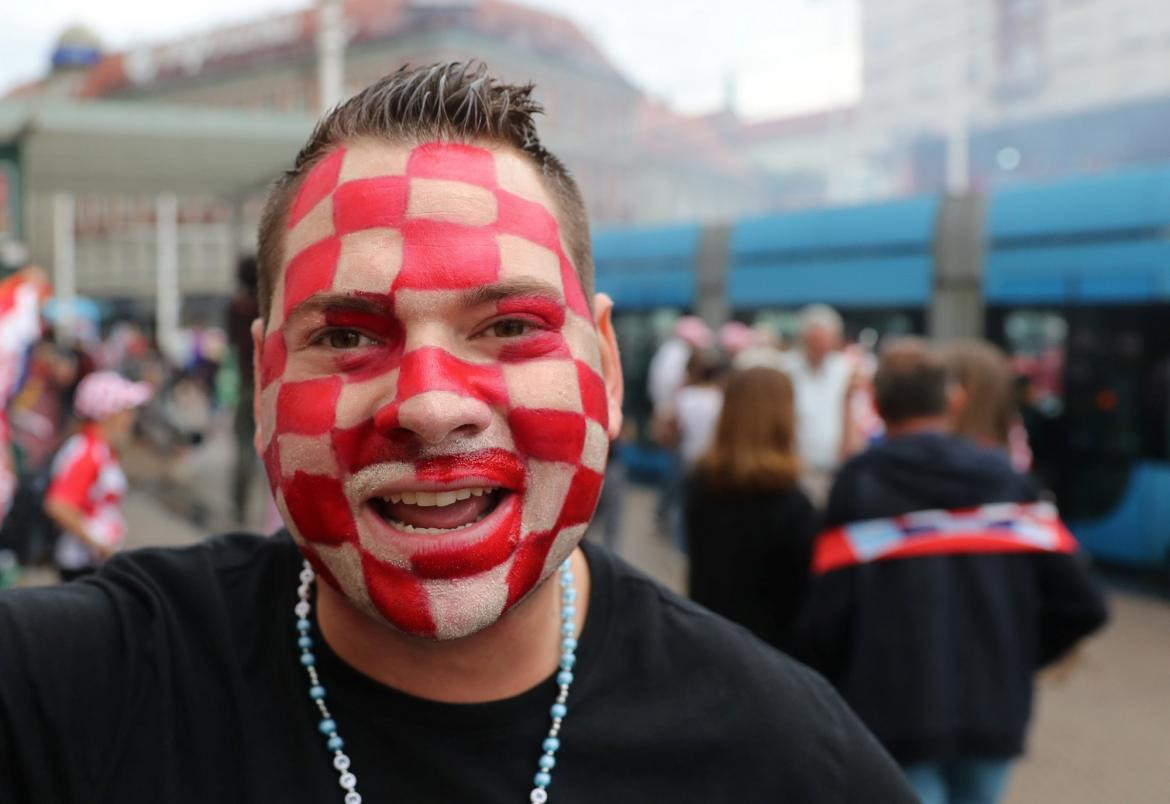 Hinchas croatas - hinchas franceses Fotos Reuters