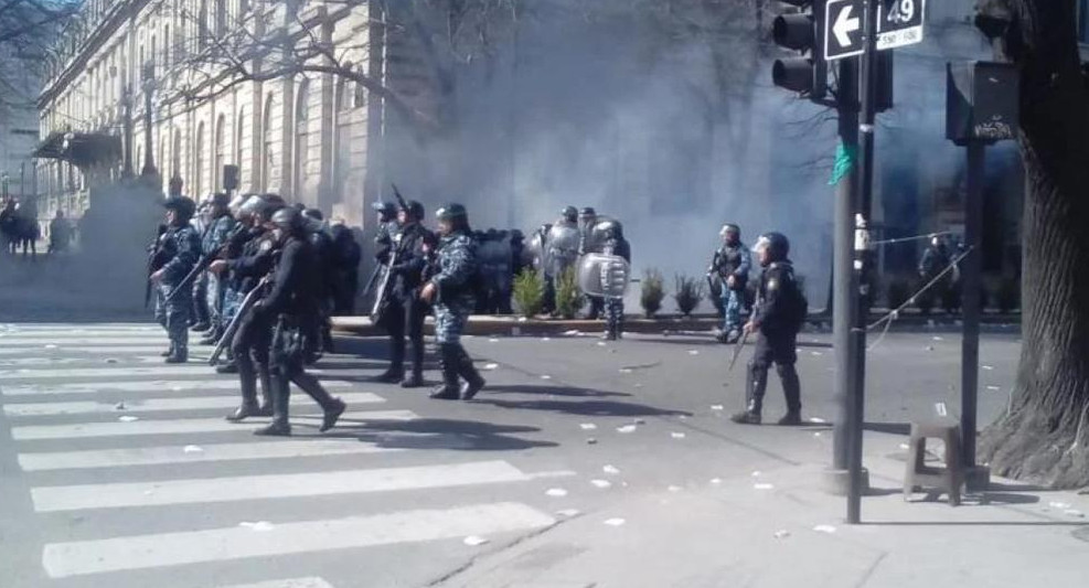 Incidentes en La Plata - Trabajadores Astillero Río Santiago