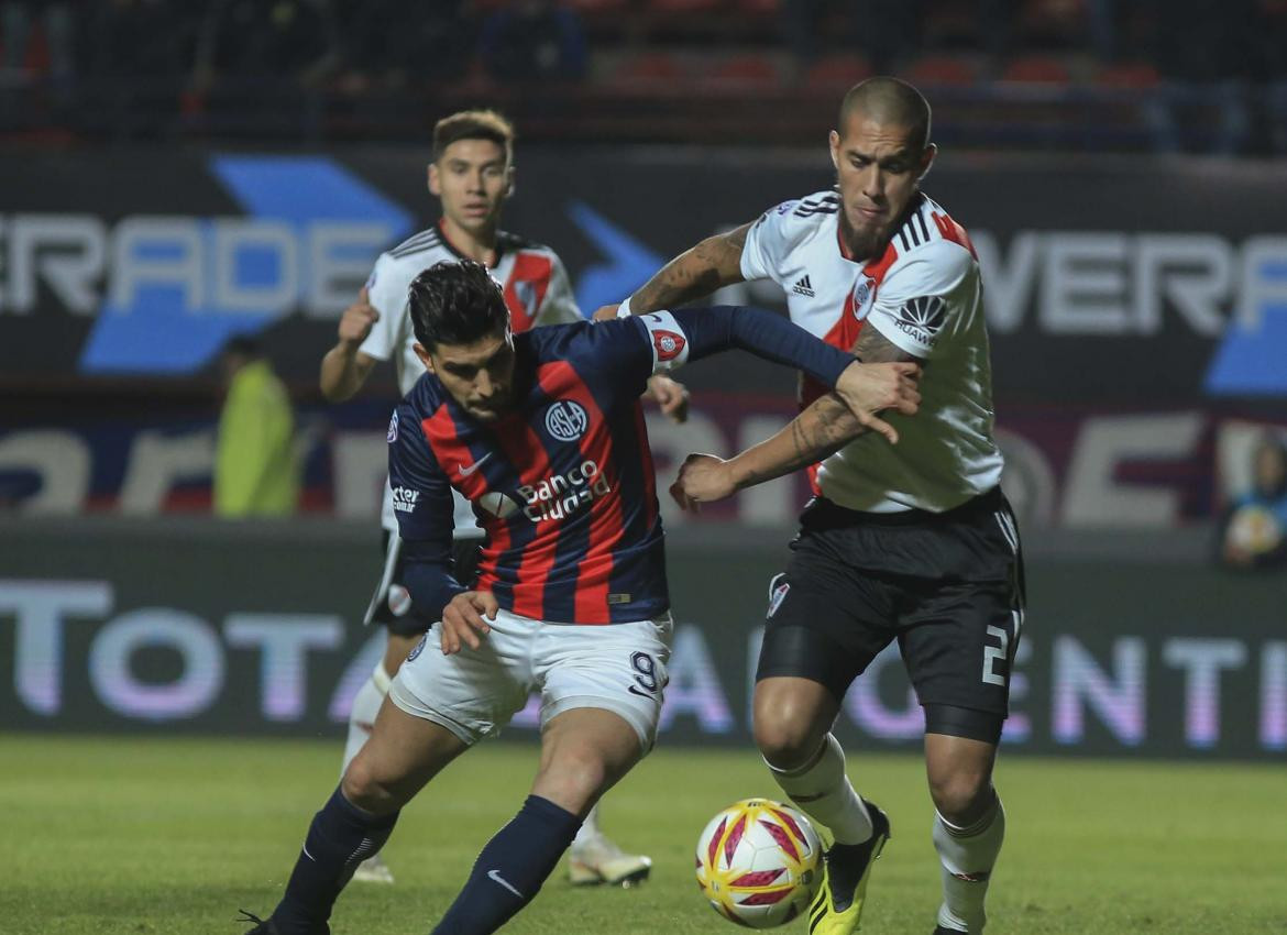 Superliga: San Lorenzo vs. River (NA)