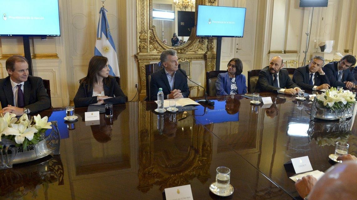 Macri junto a los gobernadores