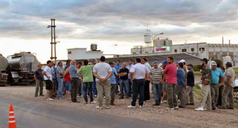 Cierre de empresa Williner - Desocupación (Foto: Twitter)