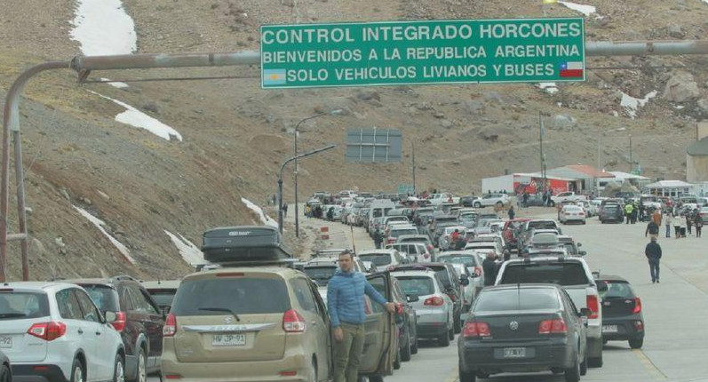 Turistas chilenos - Argentina economía