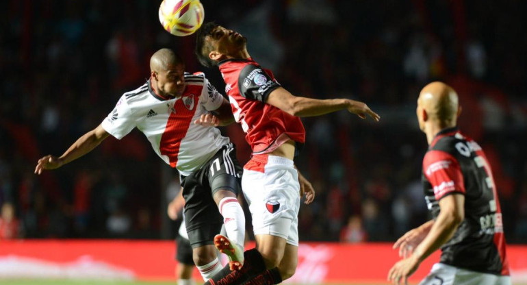 Superliga Colón vs. River (@CARPoficial)	