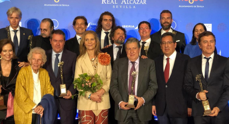 Ramón Puerta en el 25º Festival de las Naciones en España