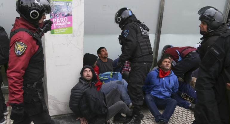 Detenidos en por incidentes en debate de Presupuesto 2019 (NA)