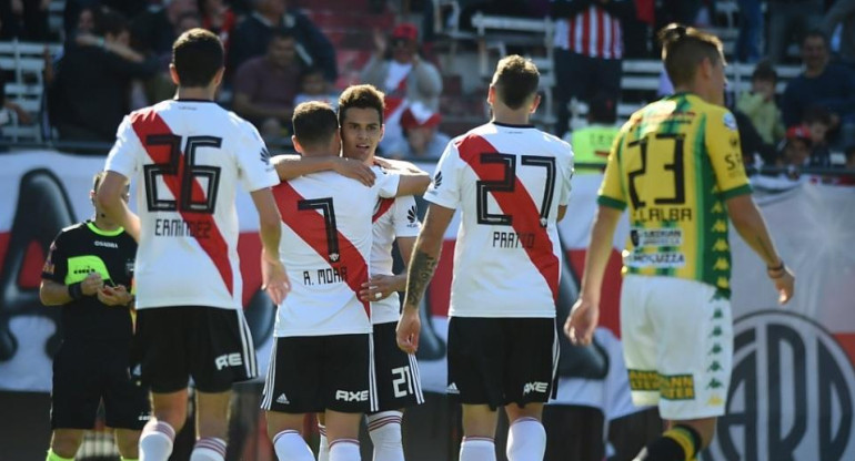 Festejo de River ante Aldosivi