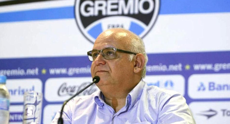 Romildo Bolzán, presidente de Gremio, fútbol, deportes