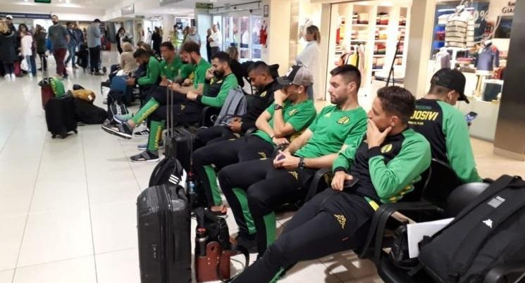 Plantel de Aldosivi varado por conflicto de Aerolineas