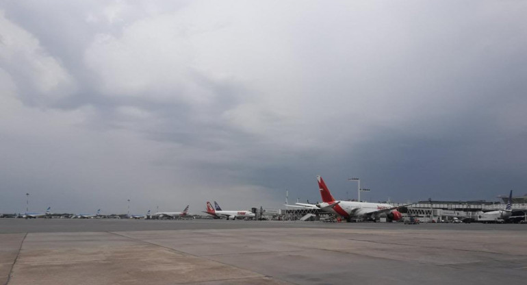 Tormenta en Ezeiza