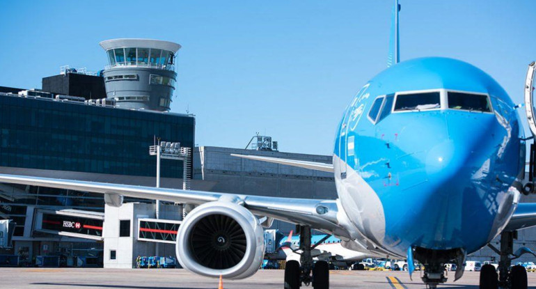 Aeroparque Jorge Newbery, aviones, torre de control, interferencias