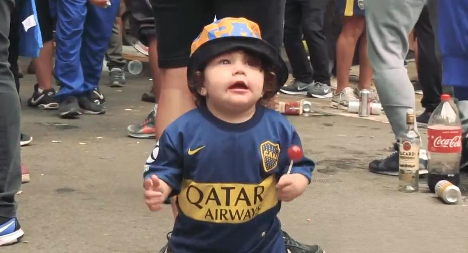 Tiffany, la mini hincha de Boca más tierna