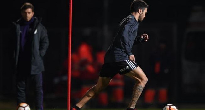 Ignacio Scocco en entrenamiento de River previo al Mundial de Clubes en Abu Dhabi