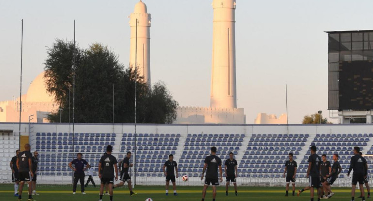 River - entrenamiento en Abu Dhabi