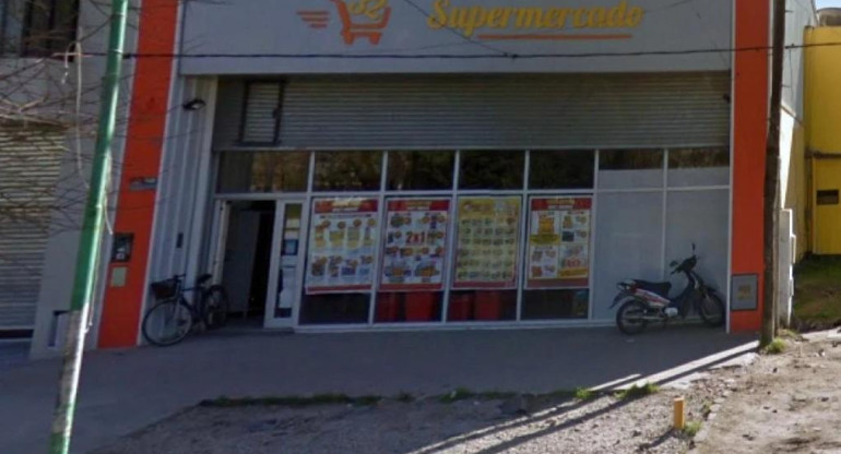 Supermercado asaltado en La Plata