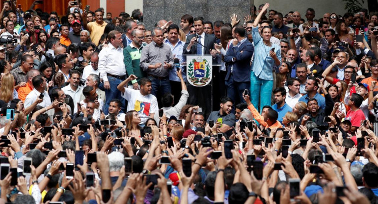 Juan Guaidó, presidente interino de VEnezuela, primer discurso, Reuters