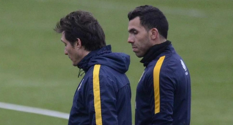 Carlos Tevez y Guillermo Barros Schelotto en Boca