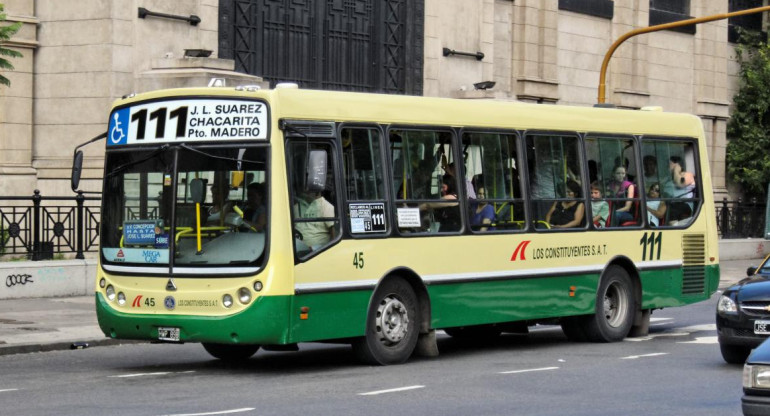 Colectivo de la línea 111