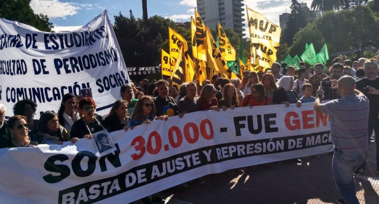 Marcha Día de la Memoria - La Plata homenaje a Norita Centeno