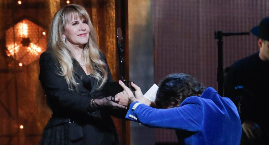 Stevie Nicks, HALL OF FAME, Salón de la Fama del Rock, REUTERS