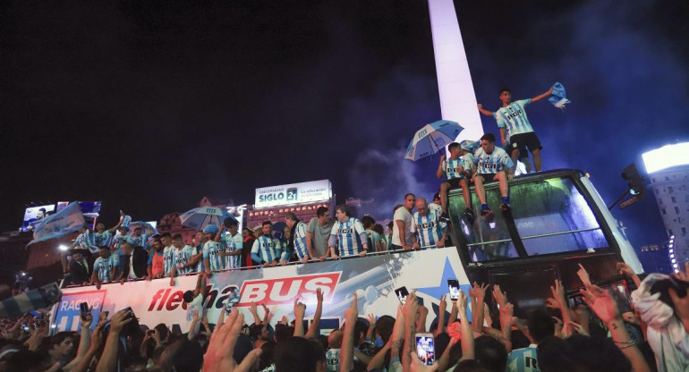 Racing campeón - festejos Agencia NA