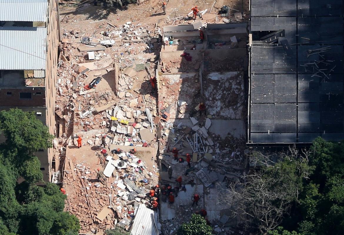 Derrumbe en Rio de Janeiro - Foto Reuters