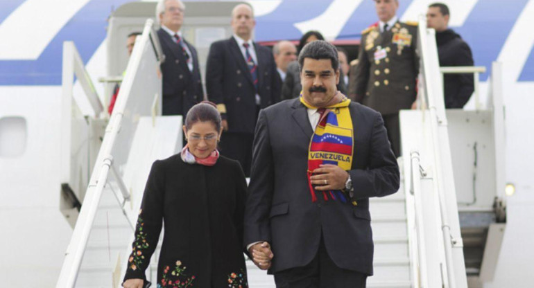 Nicolás Maduro y su esposa, Cilia Flores (Reuters)