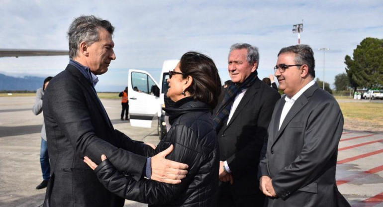 Mauricio Macri junto a la gobernadora de Catamarca Lucia Corpacci