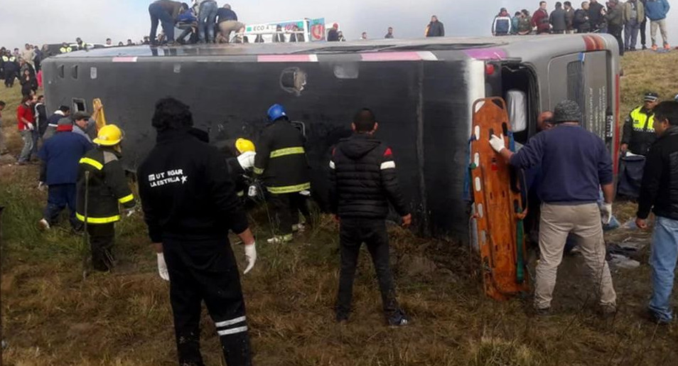 Accidente fatal de micro con jubilados en Tucumán