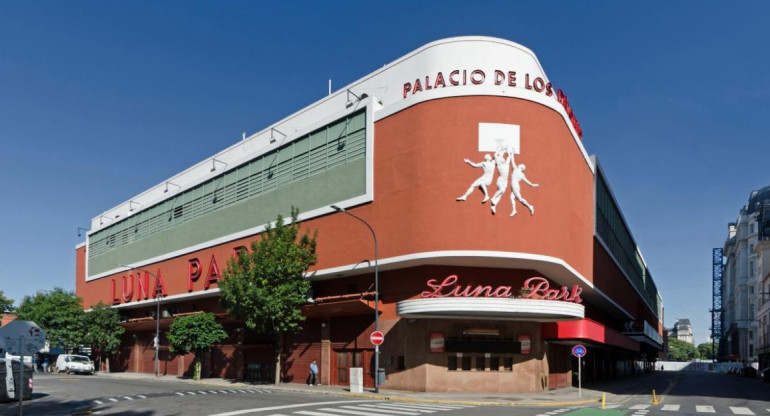 Luna Park, teatro en venta