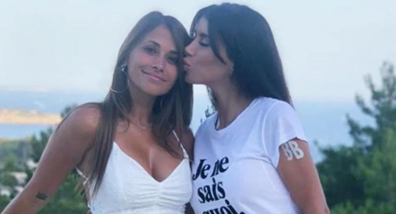 Antonela Roccuzzo y Daniella Semaan en Mónaco