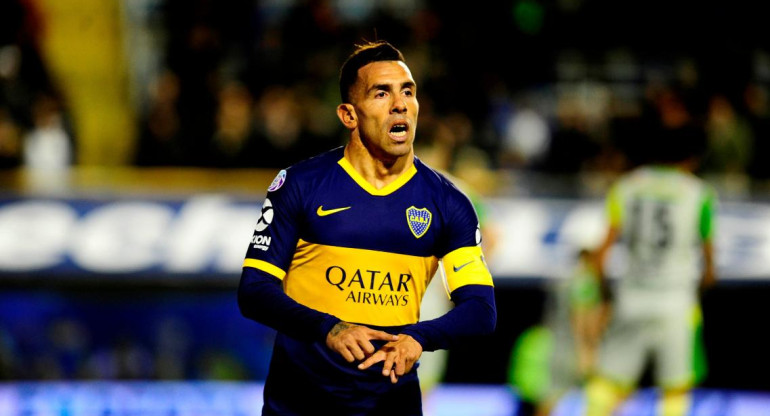 Carlos Tevez, festejo de gol ante Aldosivi, Superliga