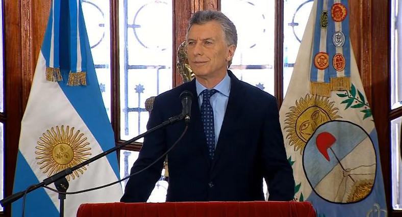 Mauricio Macri, presidente de la Nación, Acto oficial