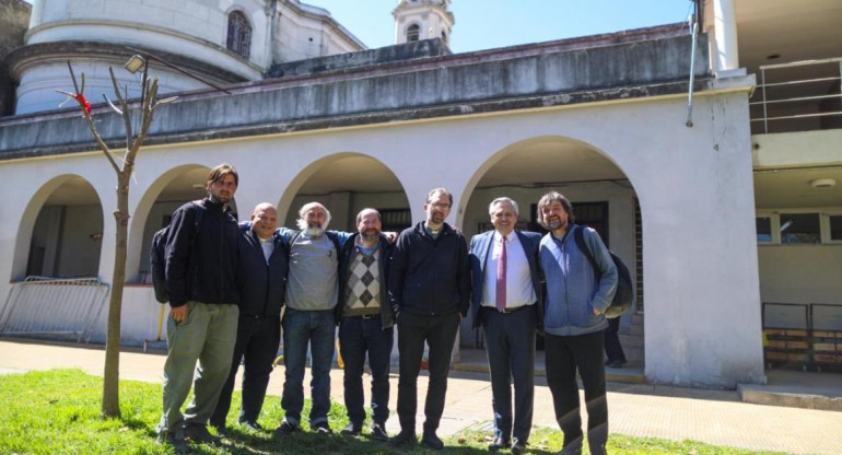 Alberto Fernández en la Parroquia San Cayetano de Liniers