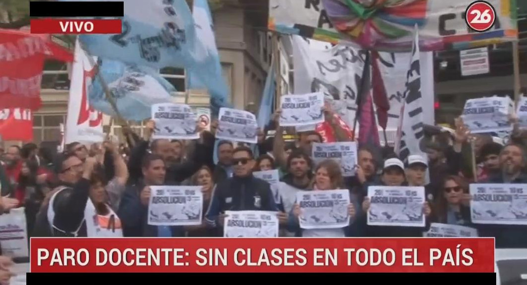 Marcha por paro docente, Canal 26