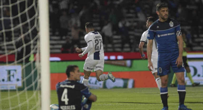 Superliga, Festejo de Talleres ante Gimnasia, AGENCIA NA