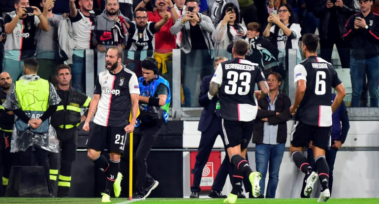 Champions League, Gol de Higuain para la Juventus ante Bayer Leverkusen, REUTERS