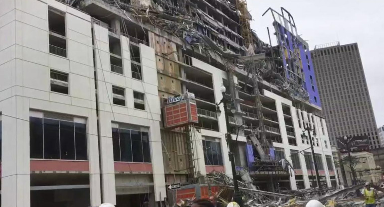 Derrumbe edificio en Nueva Orleans