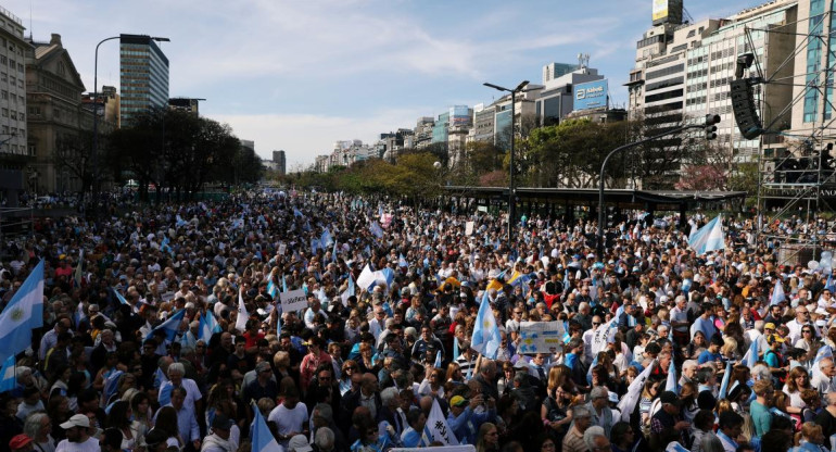 "Marcha del Millón", "Sí, se puede" en el Obelisco, REUTERS