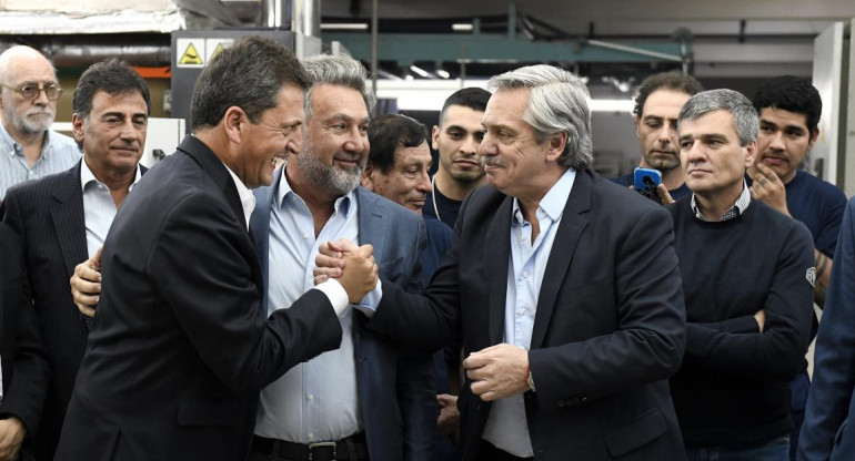 Sergio Massa junto a Alberto Fernández en San Martín