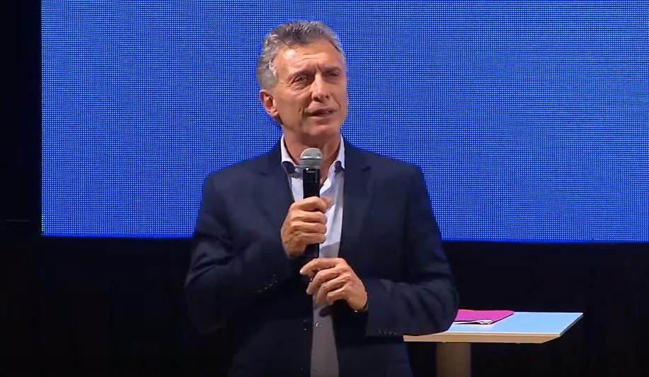 Mauricio Macri, político, CCK, YouTube