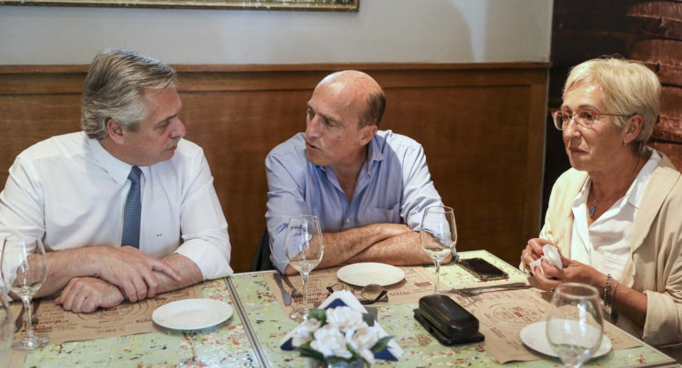 Alberto Fernández junto a Daniel Martínez, candidato a presidente de Uruguay, AGENCIA NA