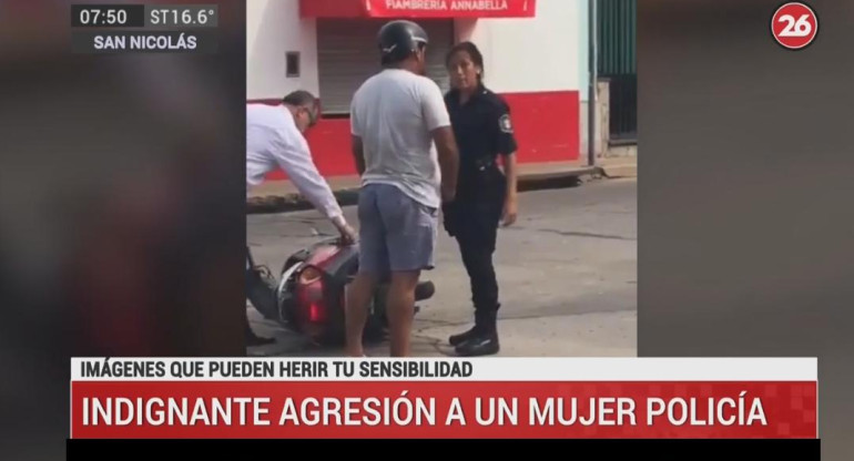 Agresión a mujer policia, Canal 26