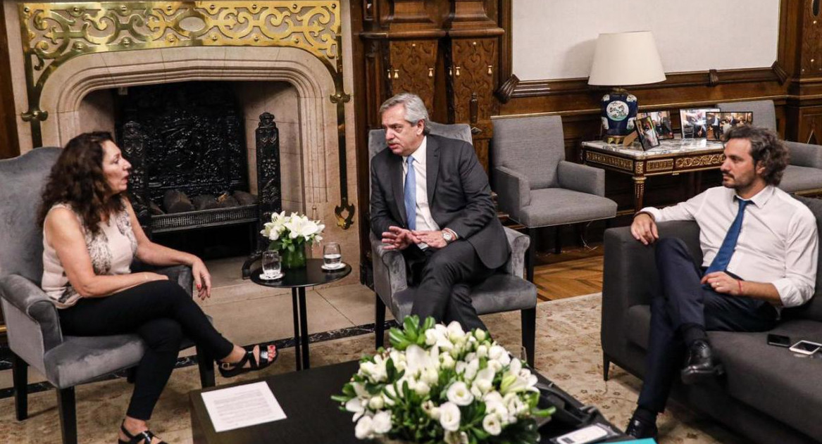 Alberto Fernandez, Santiago Cafiero y Cristina Caamaño en Casa Rosada, AGENCIA NA